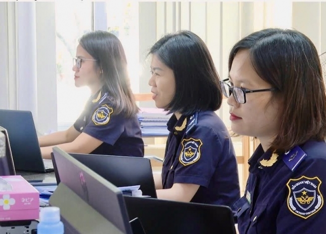 Hải quan khu vực X thu ngân sách đạt hơn 16.394 tỷ đồng