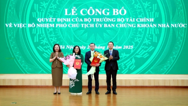 Bộ Tài chính bổ nhiệm 2 Phó Chủ tịch Ủy ban Chứng khoán Nhà nước