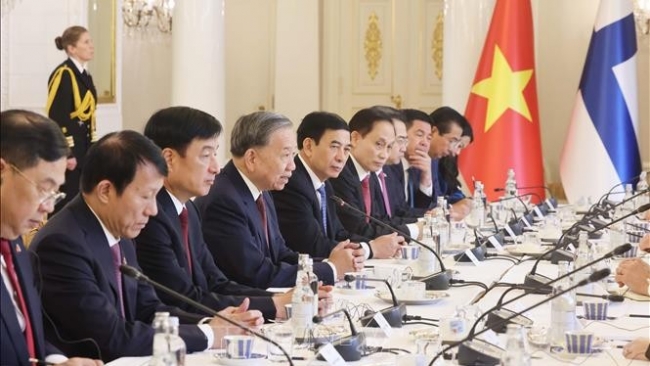 tong bi thu to lam hoi dam voi tong thong phan lan alexander stubb