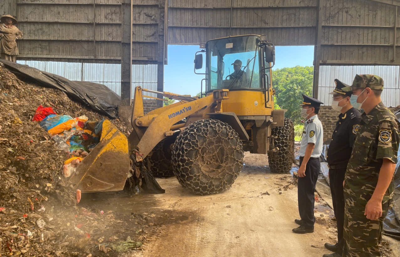 Quảng Ninh phát hiện hơn 2.400 vụ buôn lậu, gian lận thương mại trong 9 tháng năm 2025