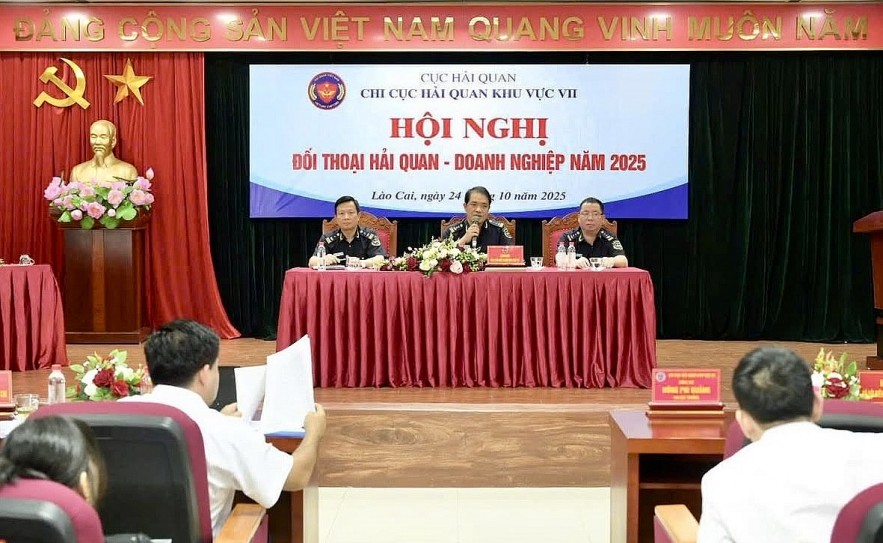 undefined Hải quan khu vực XII đối thoại phát triển hợp tác doanh nghiệp năm 2025