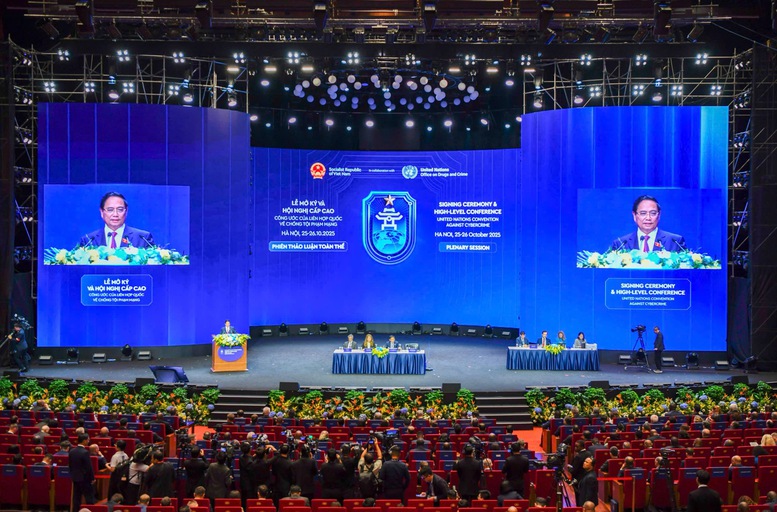 Thủ tướng kêu gọi các nước '5 đẩy mạnh' triển khai Công ước Hà Nội để 'không ai bị bỏ lại phía sau trong kỷ nguyên số'- Ảnh 2. Thủ tướng kêu gọi các nước '5 đẩy mạnh' triển khai Công ước Hà Nội để 'không ai bị bỏ lại phía sau trong kỷ nguyên số'- Ảnh 2.