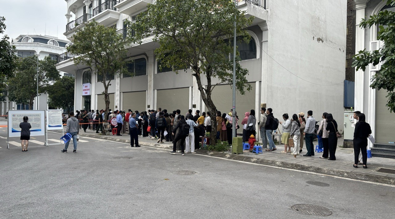 Cần thêm giải pháp mạnh hơn để "giấc mơ mua nhà xã hội" bớt khó