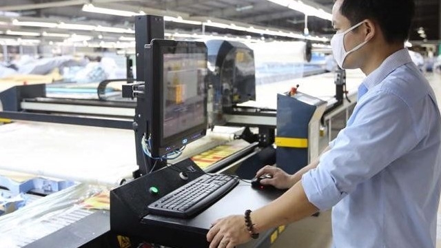 Hỗ trợ doanh nghiệp Việt tham gia các sàn thương mại điện tử xuyên biên giới