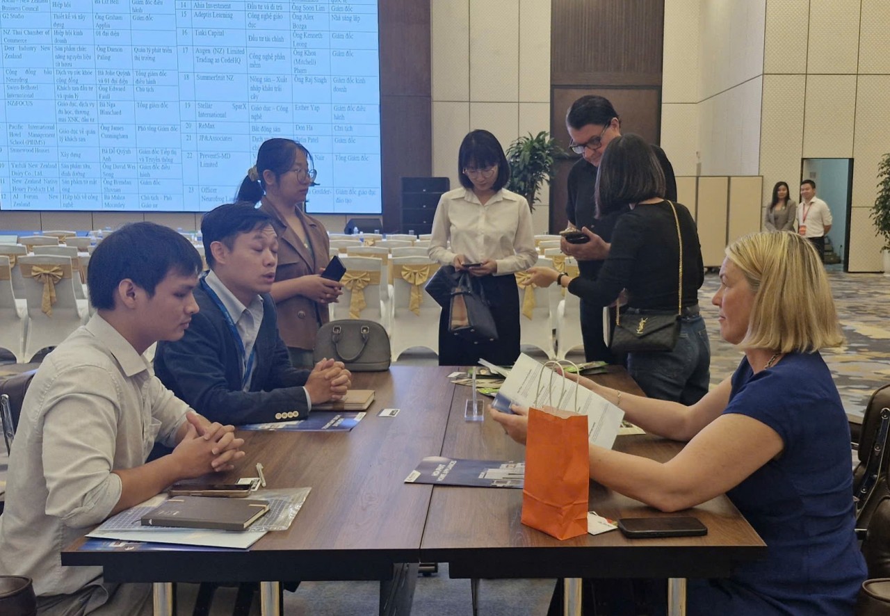 Các doanh nghiệp New Zealand trực tiếp giao thương, tìm kiếm đối tác tại Hội chợ Mùa Thu Các doanh nghiệp New Zealand trực tiếp giao thương, tìm kiếm đối tác tại Hội chợ Mùa Thu