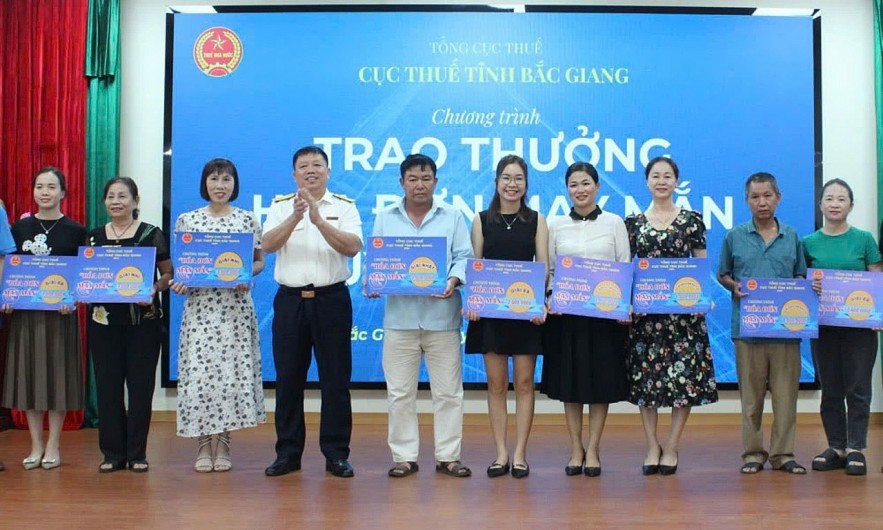 Tăng giá trị giải thưởng 