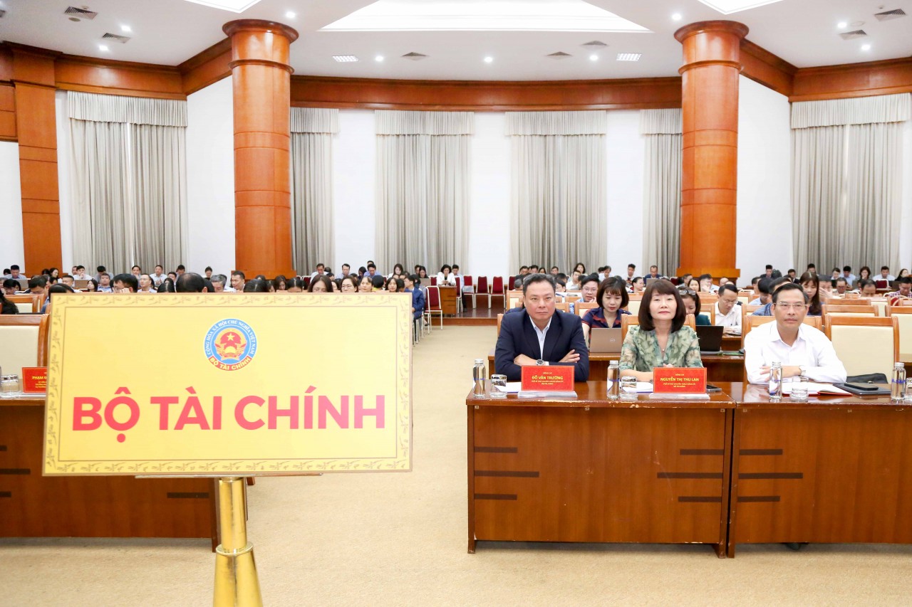 Đảng ủy Bộ Tài chính dự Hội nghị tập huấn triển khai ứng dụng “Sổ tay đảng viên điện tử”