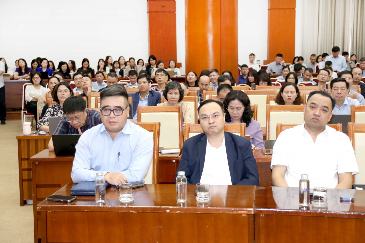 Đảng ủy Bộ Tài chính dự Hội nghị tập huấn triển khai ứng dụng “Sổ tay đảng viên điện tử”