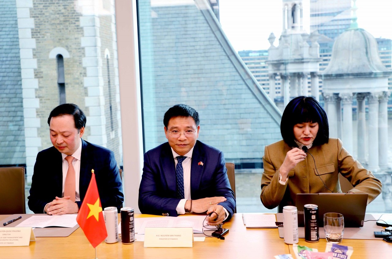 Bộ Tài chính Việt Nam hợp tác Ngân hàng JP Morgan trong lĩnh vực tài chính quốc tế