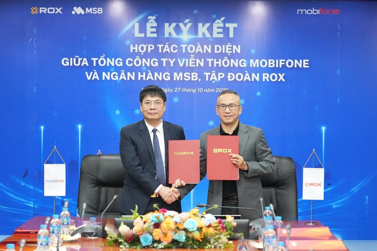 MobiFone và ROX Group ký kết hợp tác chiến lược, thúc đẩy chuyển đổi số toàn diện