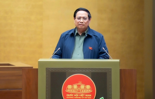 Thủ tướng Chính phủ: Sẽ xem xét, đề xuất để tăng lương sớm hơn