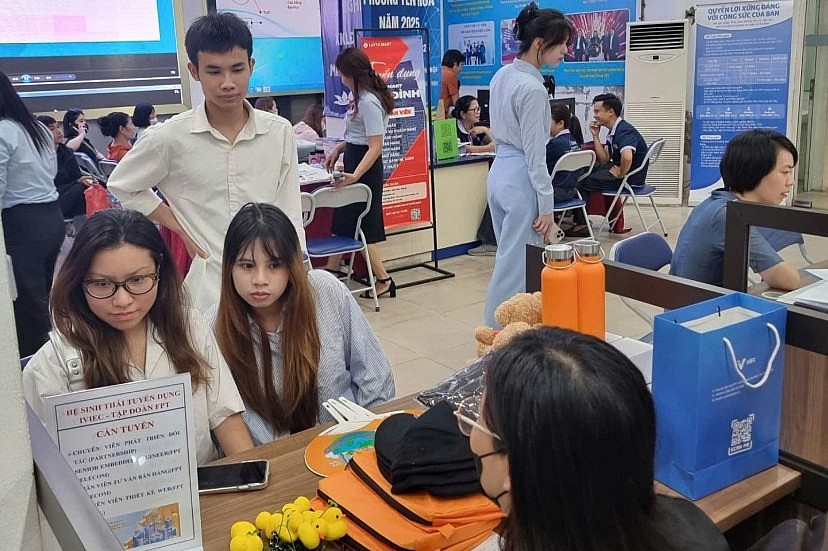 Cách xác định số tiền, số ngày trốn đóng BHXH, bảo hiểm thất nghiệp theo quy định mới từ tháng 11/2025 Cách xác định số tiền, số ngày trốn đóng BHXH, bảo hiểm thất nghiệp theo quy định mới từ tháng 11/2025