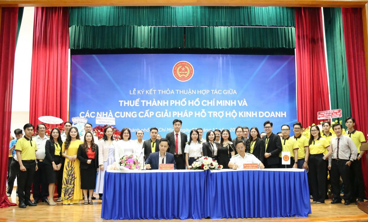 Thuế TP. Hồ Chí Minh ký kết hợp tác với các nhà cung cấp giải pháp hỗ trợ hộ kinh doanh