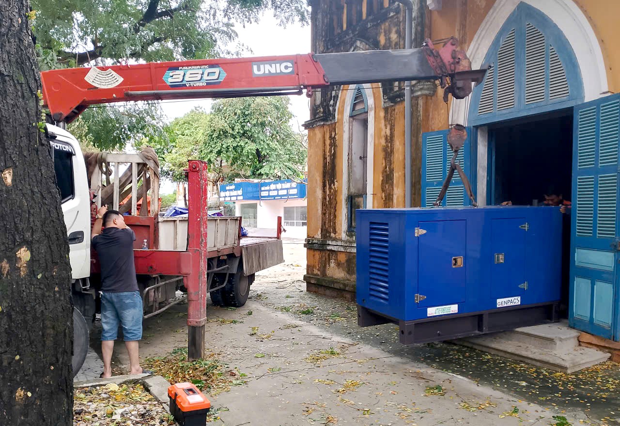 Chi cục Dự trữ Nhà nước khu vực X xuất cấp vật tư dự trữ quốc gia (lần 3) cho Huế