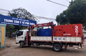 Chi cục Dự trữ Nhà nước khu vực X tiếp tục xuất cấp máy phát điện cho Huế