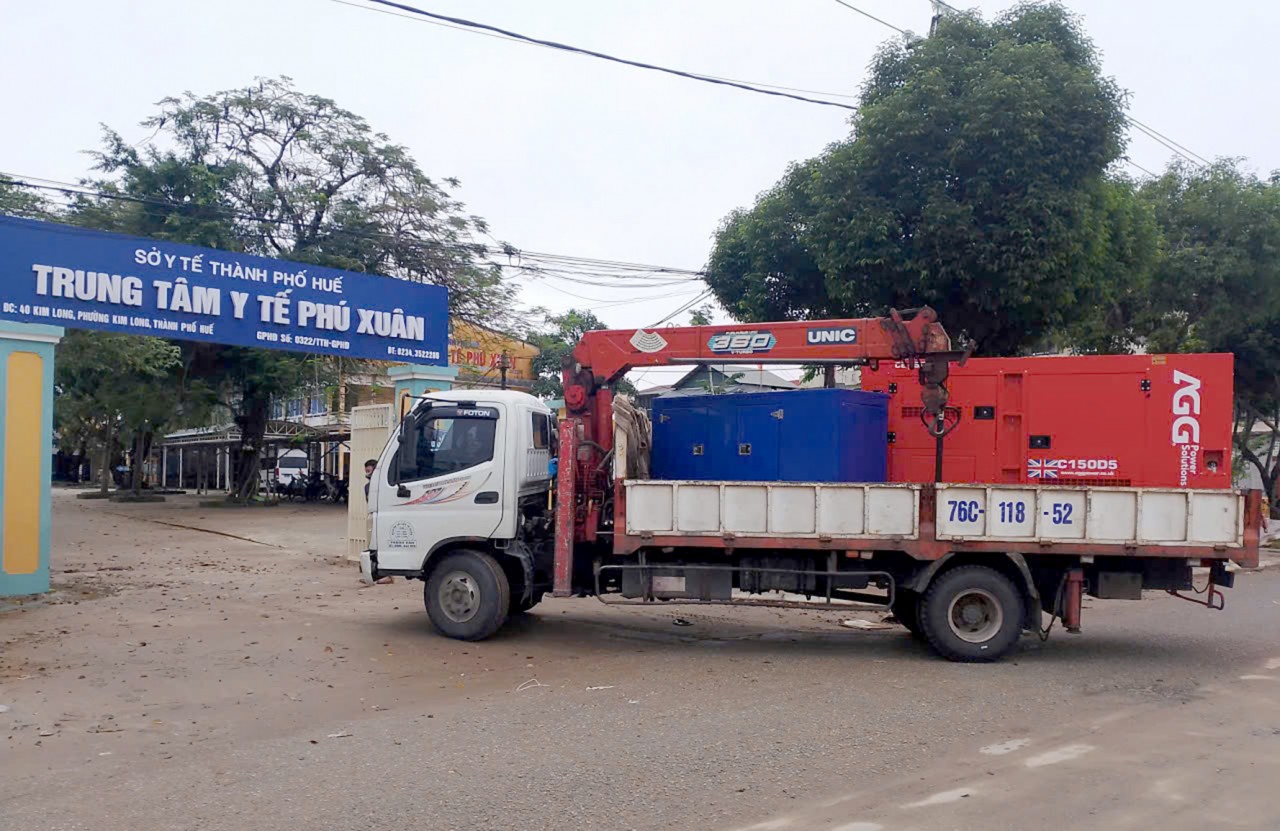 Chi cục Dự trữ Nhà nước khu vực X xuất cấp vật tư dự trữ quốc gia (lần 3) cho Huế