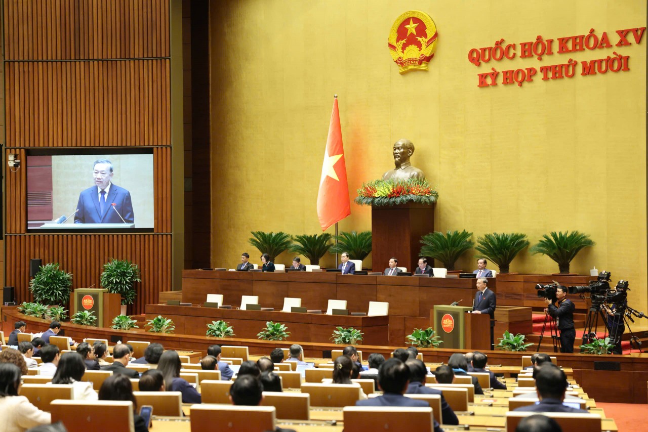 Tổng Bí thư Tô Lâm: Xây dựng Nhà nước pháp quyền mạnh nhưng không lạm quyền, có kỷ cương nhưng không xa dân Tổng Bí thư Tô Lâm: Xây dựng Nhà nước pháp quyền mạnh nhưng không lạm quyền, có kỷ cương nhưng không xa dân