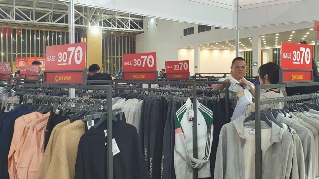 10 tháng, tổng mức bán lẻ hàng hóa và doanh thu dịch vụ tiêu dùng tăng 9,3%