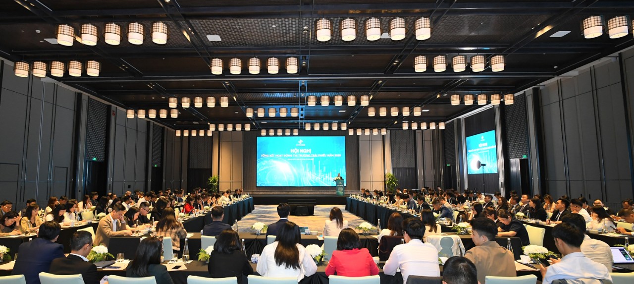 Nâng vai trò huy động vốn của thị trường trái phiếu cho tăng trưởng kinh tế Nâng vai trò huy động vốn của thị trường trái phiếu cho tăng trưởng kinh tế