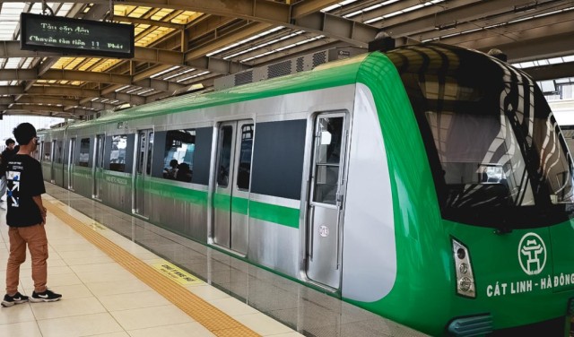 Siết kiểm soát khí thải, thúc đẩy giao thông xanh