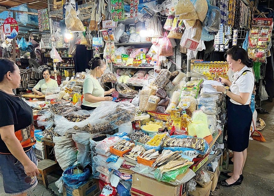 Thuế tỉnh Cao Bằng phát động “60 ngày cao điểm chuyển đổi mô hình từ thuế khoán sang kê khai đối với hộ kinh doanh” Thuế tỉnh Cao Bằng phát động “60 ngày cao điểm chuyển đổi mô hình từ thuế khoán sang kê khai đối với hộ kinh doanh”