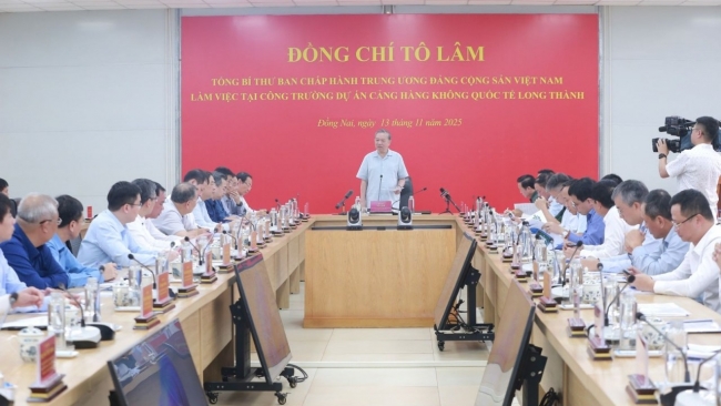 cang hang khong quoc te long thanh phai la hinh mau moi ve ha tang hang khong hien dai ben vung va thong minh