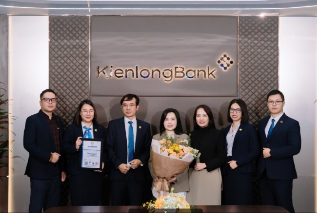 kienlongbank nang cap cam ket bao mat thong tin khach hang qua chuan muc quoc te isoiec 270012022