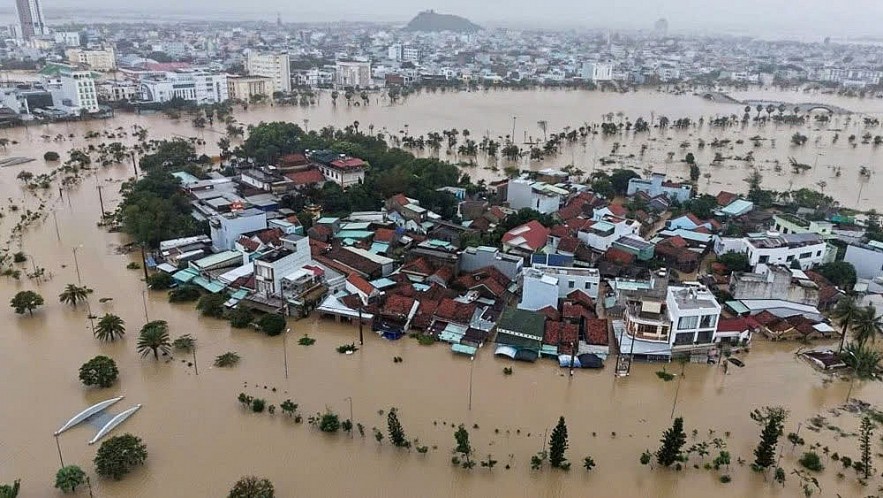 Bảo hiểm tăng tốc bồi thường, hỗ trợ khách hàng vượt qua thiên tai