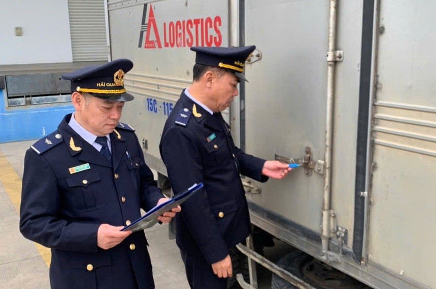 Quảng Ninh quyết liệt ngăn chặn buôn lậu dịp cuối năm