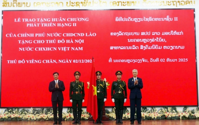 Hà Nội và Viêng Chăn tiếp tục hợp tác chặt chẽ, bền vững