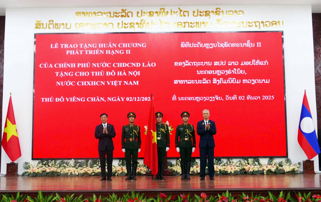 Hà Nội và Viêng Chăn tiếp tục hợp tác chặt chẽ, bền vững