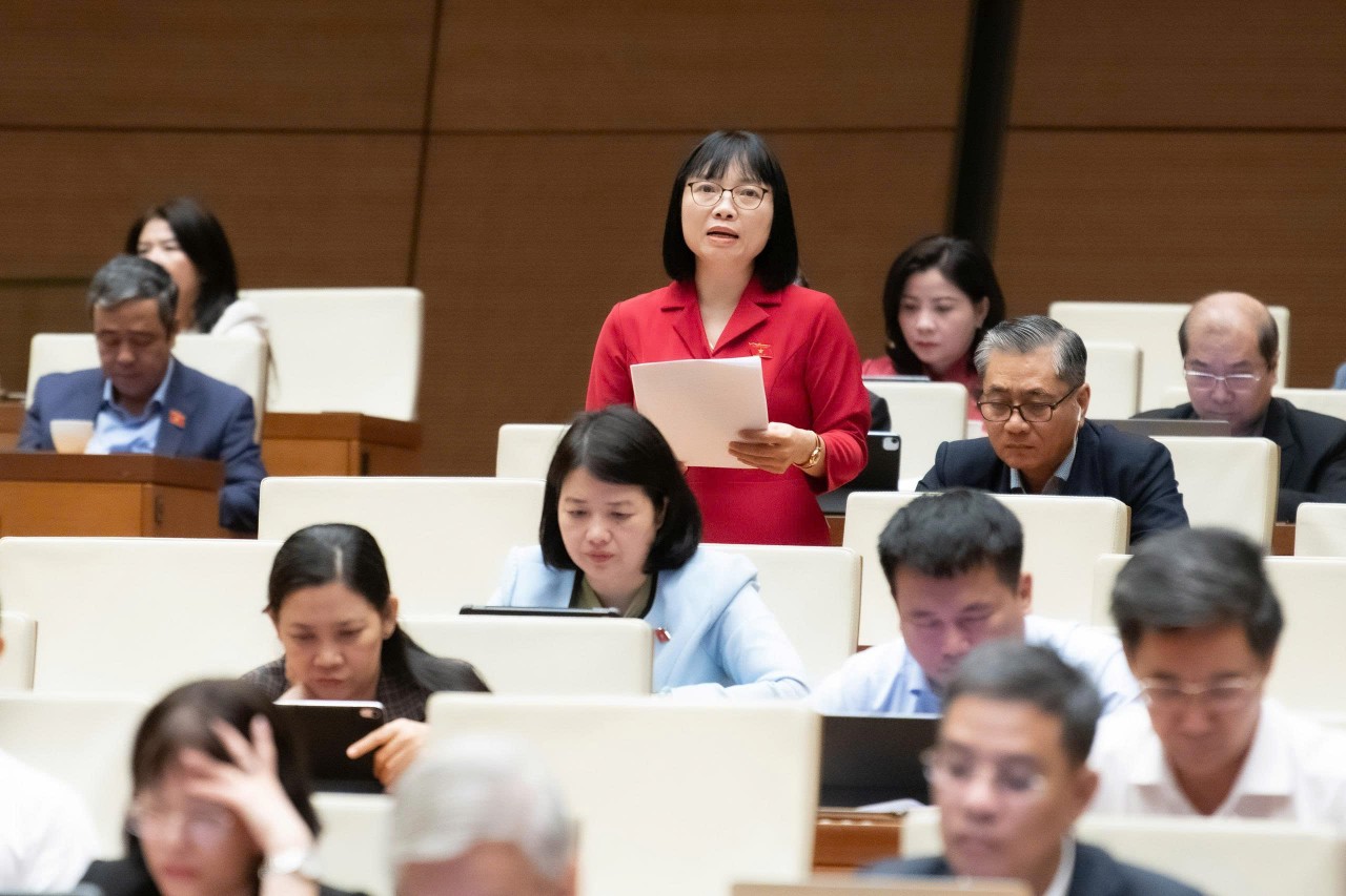 Báo cáo Quốc hội lộ trình chấm dứt phân bổ chỉ tiêu tín dụng Báo cáo Quốc hội lộ trình chấm dứt phân bổ chỉ tiêu tín dụng