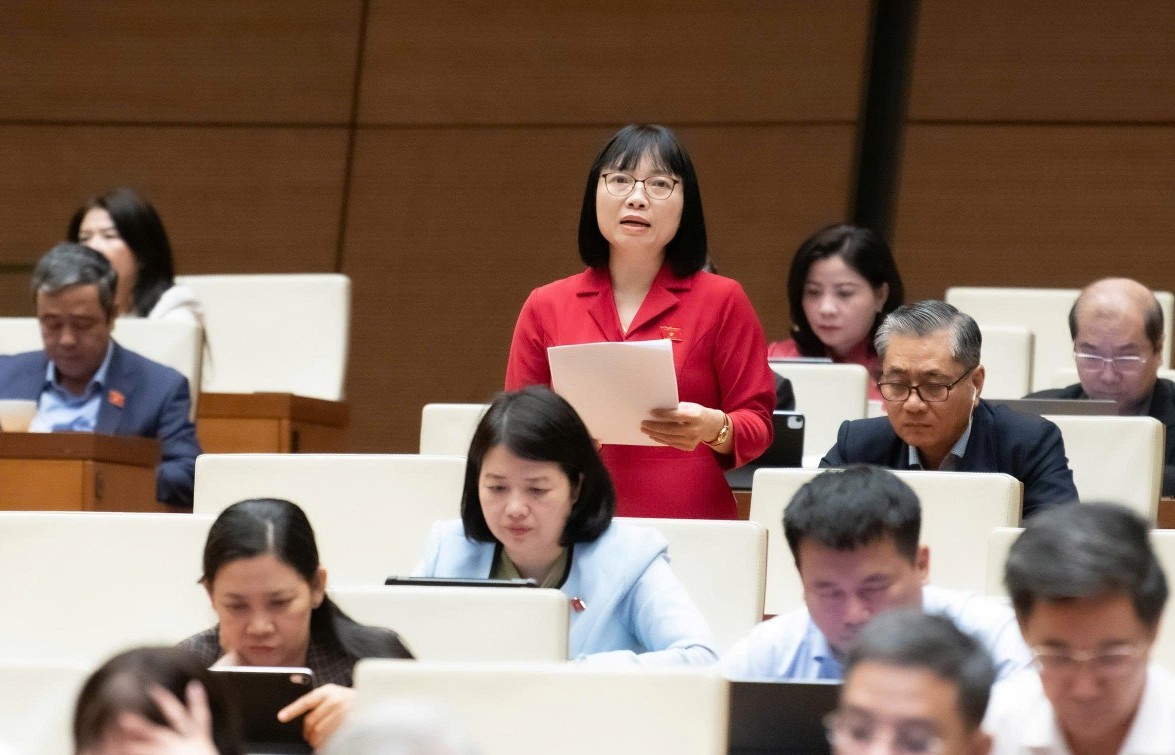 bao cao quoc hoi lo trinh cham dut phan bo chi tieu tin dung