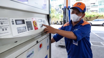 Ngày 4/12: Giá xăng trong nước chiều nay dự báo có thể sẽ đảo chiều tăng
