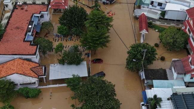 adb ho tro khan cap 2 trieu usd cuu tro lu lut tai viet nam