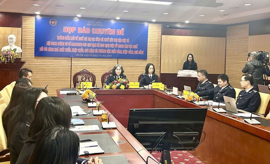 Hải quan đồng hành hỗ trợ doanh nghiệp thực hiện chính sách thuế