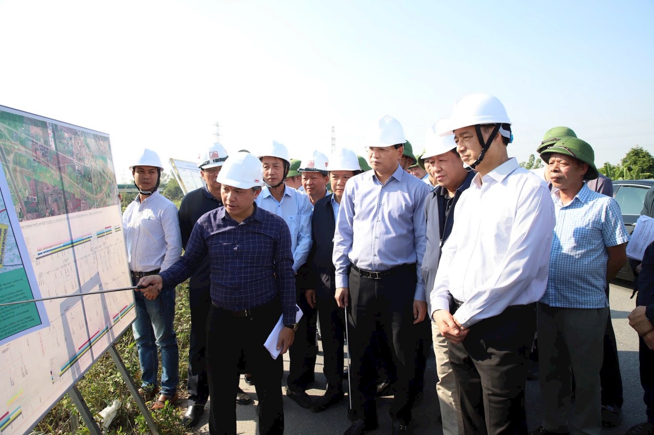 Hà Nội kịp thời tháo gỡ điểm nghẽn, khẩn trương đẩy nhanh tiến độ các dự án trọng điểm Hà Nội kịp thời tháo gỡ điểm nghẽn, khẩn trương đẩy nhanh tiến độ các dự án trọng điểm