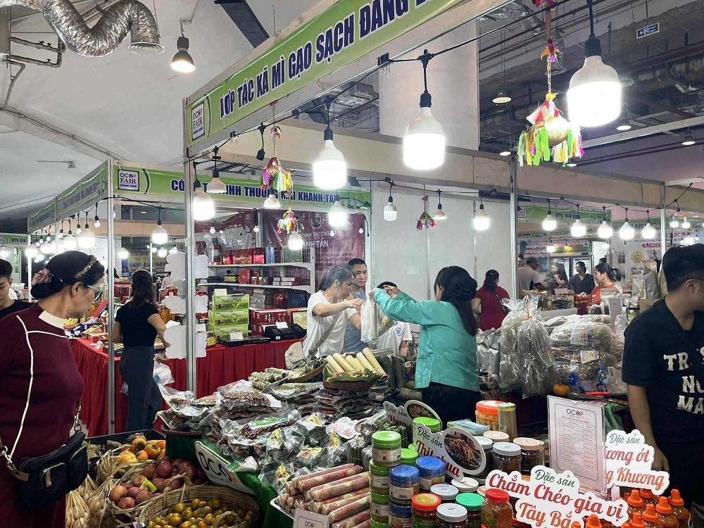 Sắp diễn ra Hội chợ Thương mại và Du lịch Quốc tế Việt - Trung lần thứ 17 Sắp diễn ra Hội chợ Thương mại và Du lịch Quốc tế Việt - Trung lần thứ 17