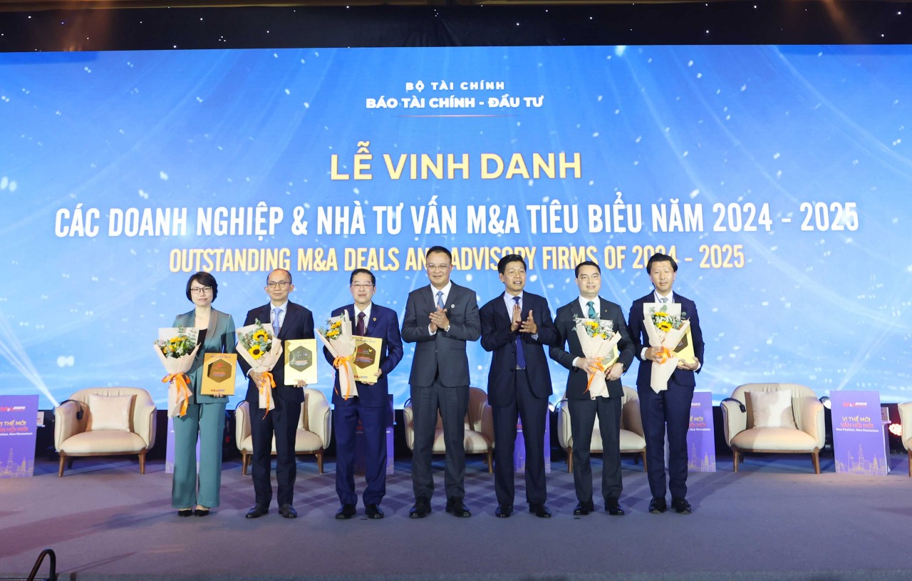 Vinh danh các thương vụ M&A tiêu biểu 2025 tại Diễn đàn M&A Việt Nam lần thứ 17