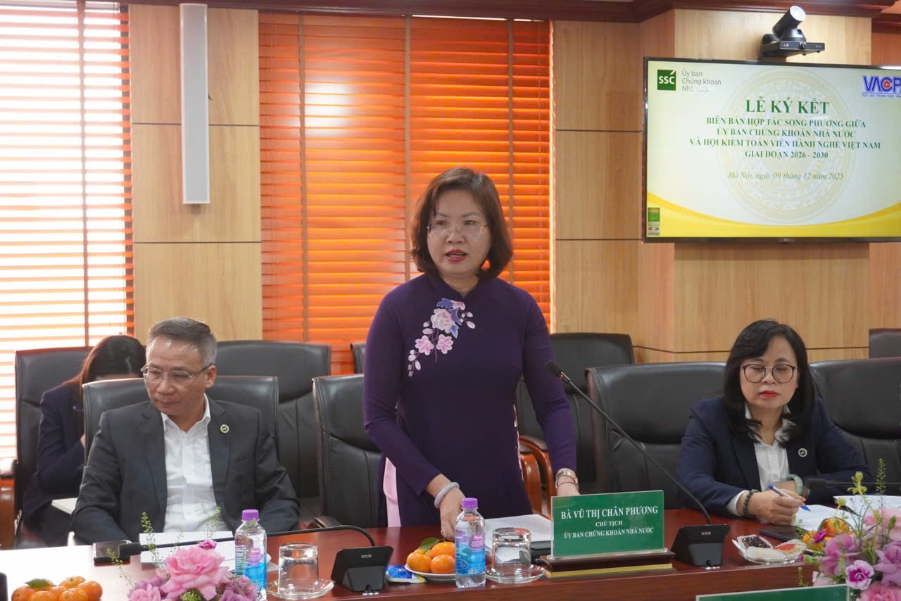 Ủy ban Chứng khoán Nhà nước hợp tác VACPA phát triển thị trường minh bạch và bền vững