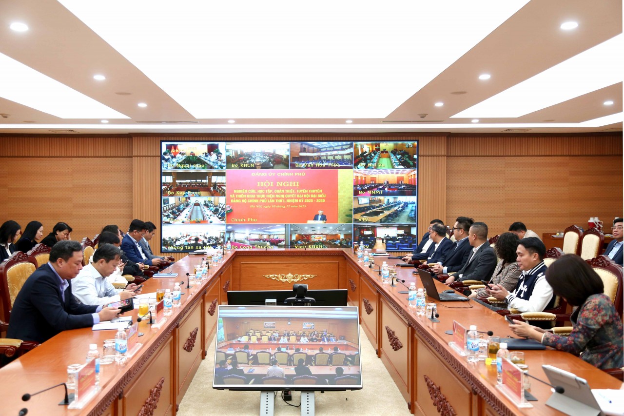 Đảng ủy Bộ Tài chính quán triệt, triển khai thực hiện Nghị quyết Đại hội đại biểu Đảng bộ Chính phủ lần thứ I Đảng ủy Bộ Tài chính quán triệt, triển khai thực hiện Nghị quyết Đại hội đại biểu Đảng bộ Chính phủ lần thứ I