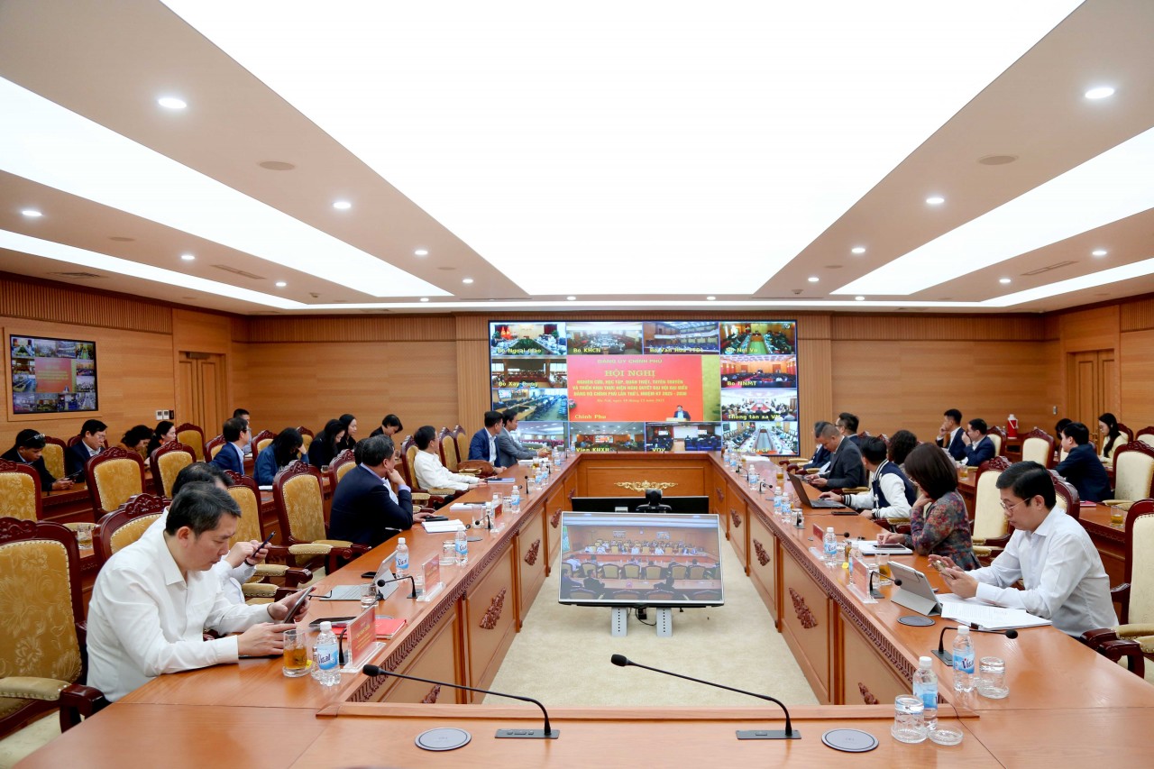 Đảng ủy Bộ Tài chính quán triệt, triển khai thực hiện Nghị quyết Đại hội đại biểu Đảng bộ Chính phủ lần thứ I Đảng ủy Bộ Tài chính quán triệt, triển khai thực hiện Nghị quyết Đại hội đại biểu Đảng bộ Chính phủ lần thứ I