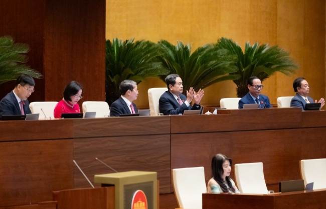 ha noi cac du an can trien khai ngay khong phai xin cap phep xay dung