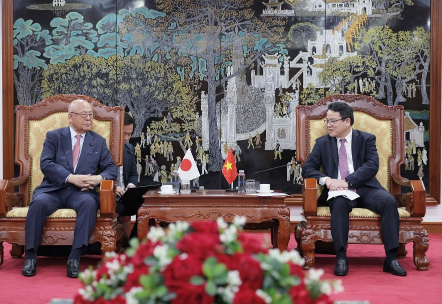 Bộ Tài chính sẽ ủng hộ tối đa việc xây dựng cơ chế tài chính đặc thù cho Trường Đại học Việt Nhật