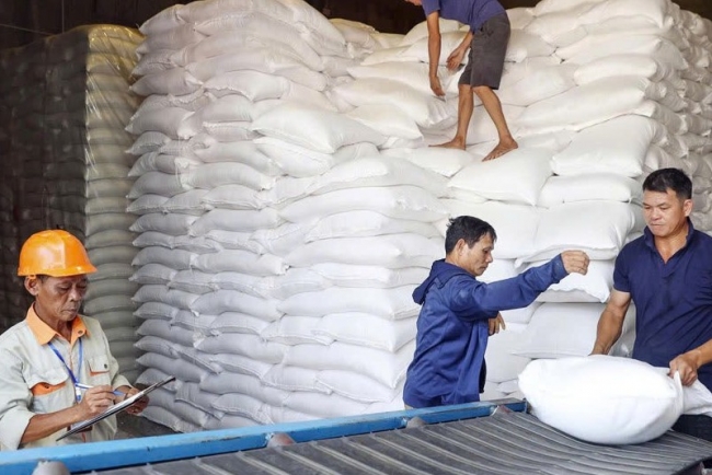 dua du tru vao vi tri chien luoc cua an ninh kinh te on dinh vi mo