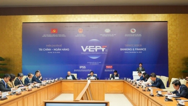 huy dong nguon luc tai chinh mo khong gian tang truong gdp tren 10