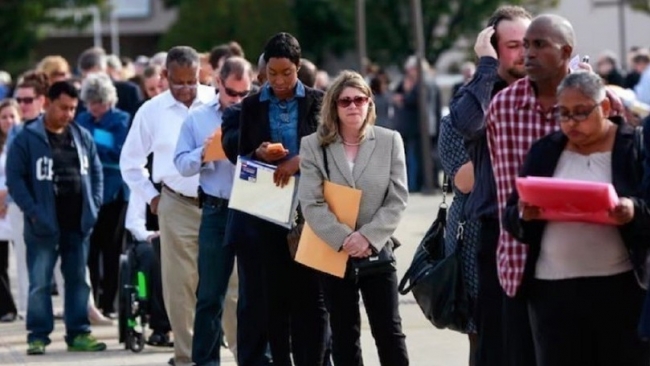 Tỷ lệ thất nghiệp tại Mỹ chạm đỉnh 4 năm trong bối cảnh bất ổn kinh tế