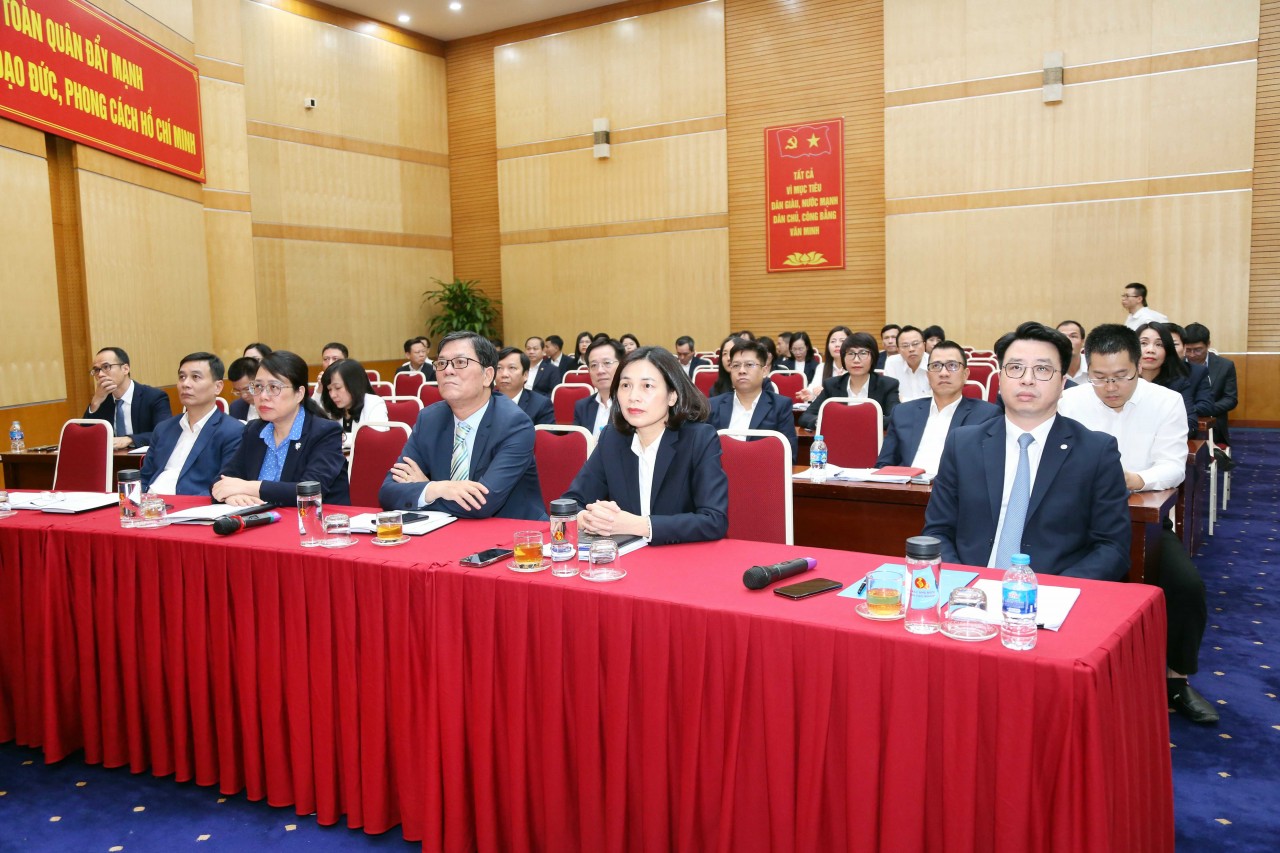 Kho bạc Nhà nước quản lý ngân quỹ nhà nước tập trung, thống nhất trong toàn hệ thống