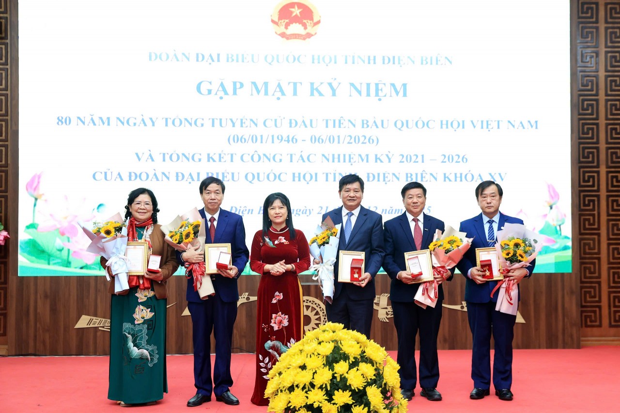 Gặp mặt Kỷ niệm 80 năm Ngày Tổng tuyển cử đầu tiên