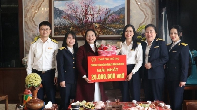 thue tinh phu tho trao thuong 3 giai nhat chuong trinh hoa don may man